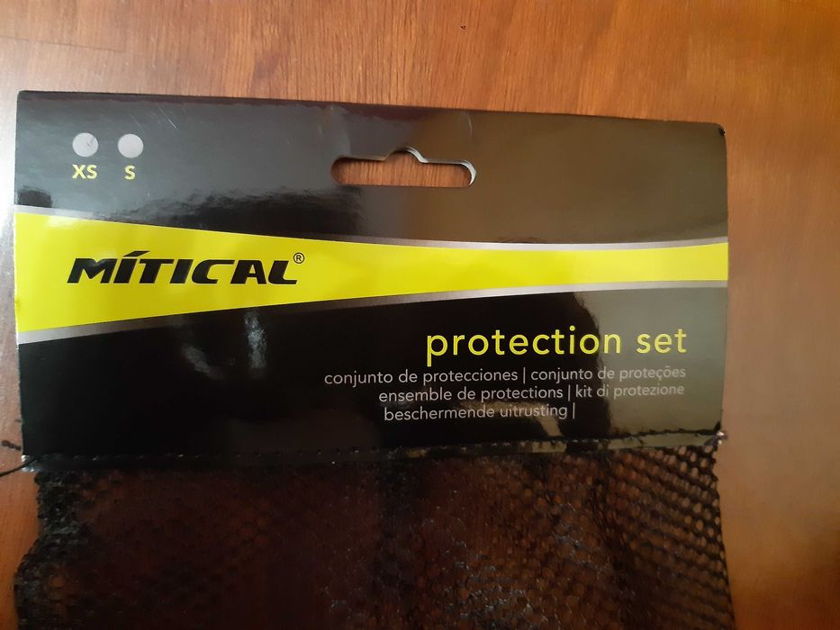 Conjunto de proteções de criança para bicicleta e afins