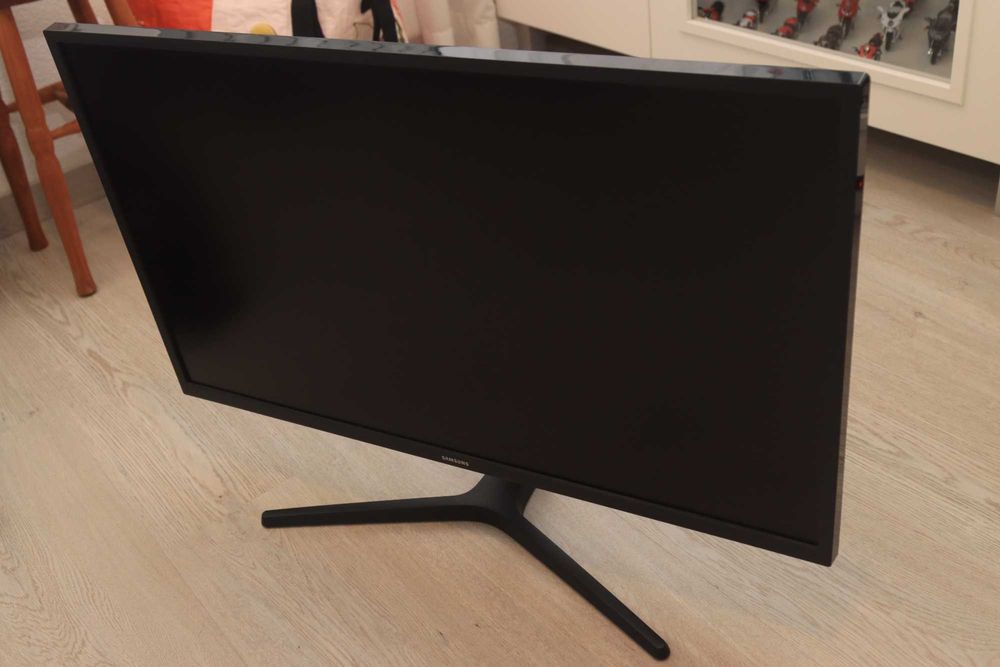 Monitor 4k Led Samsung 32" (U32J592UQR)