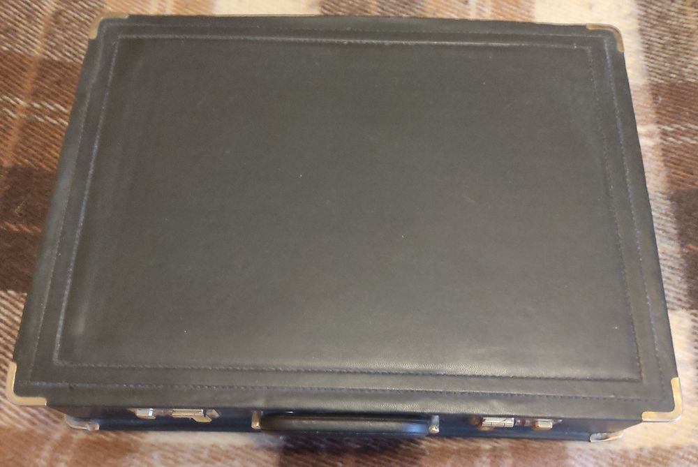 Столовый набор" GRUNDIK IMPERIAL"84"