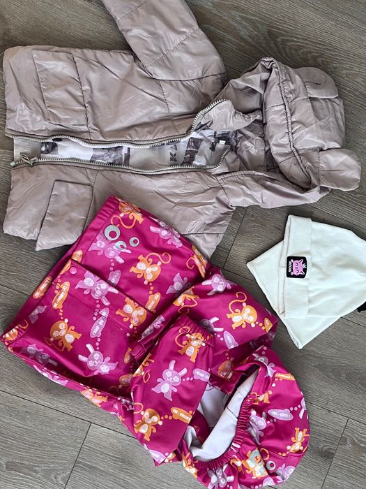 Курточка дощовик для дівчинки1-2 буде і до трьох.