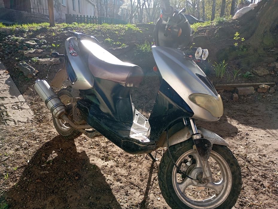 Продам скутер дефіант велон 125 кубів