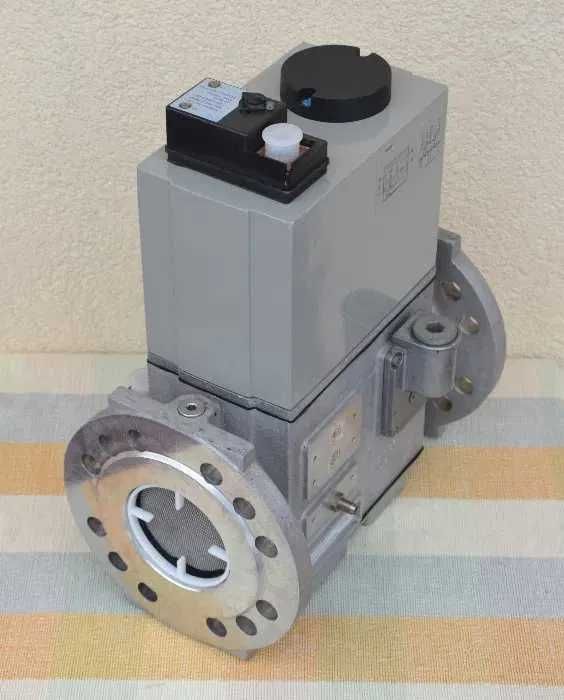 Zawór gazowy Dungs DMV-D 5080/11