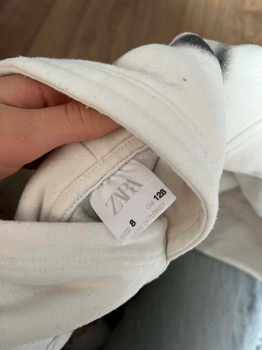 Bluza dla chłopca z kapturem Zara ecru r. 128