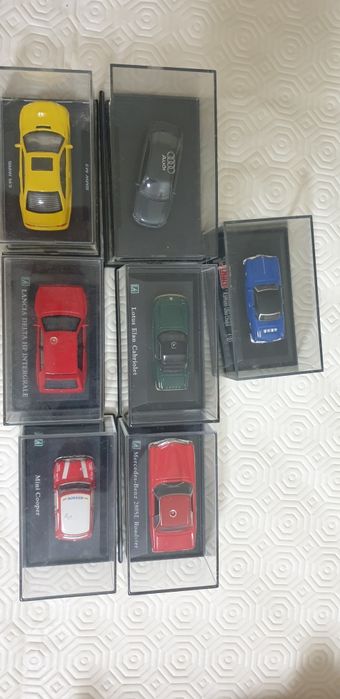 Miniaturas 1:87 caixa