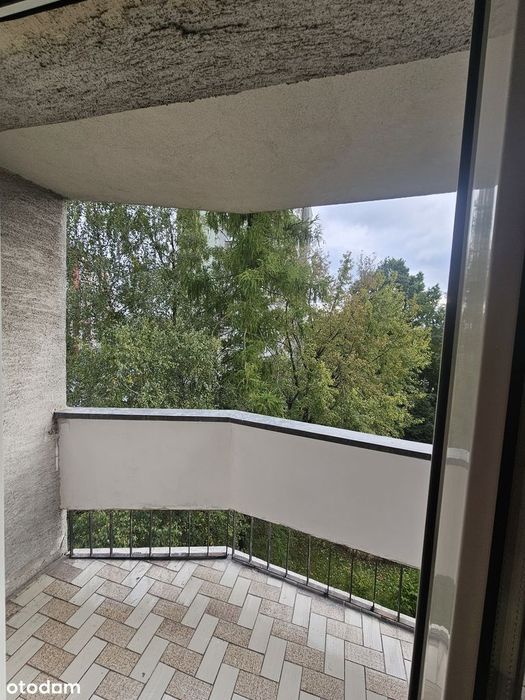 Sprzedam jasne, 3-pokojowe mieszkanie (64,93 m²)  - trzecie piętro