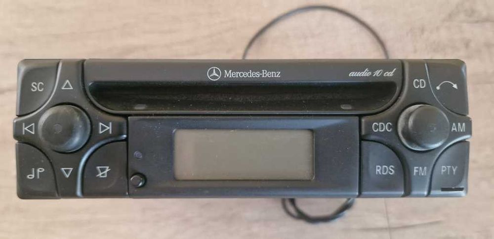 Radio samochodowe Mercedes-Benz Audio 10 CD MF2199