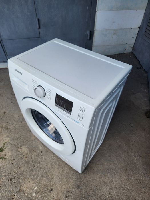 Вузька пральна машина SAMSUNG на 6кг з Європи