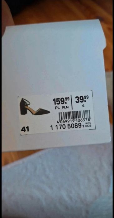Czarne obcasy czółenka Catwalk 41