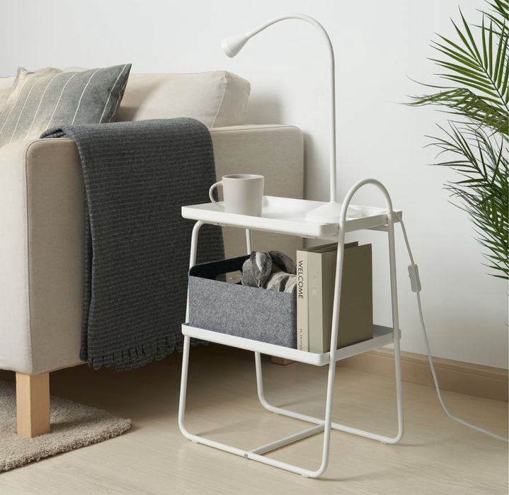 Ikea Hattasen mesa apoio cabeceira