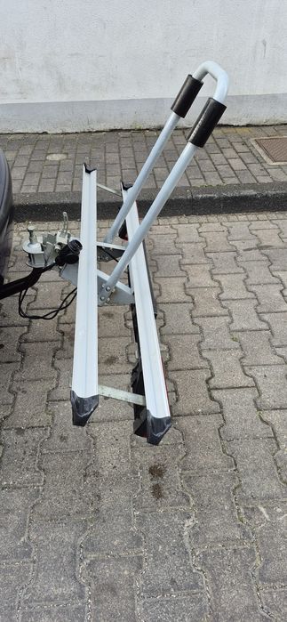 Bagażnik rowerowy  uchylny na hak