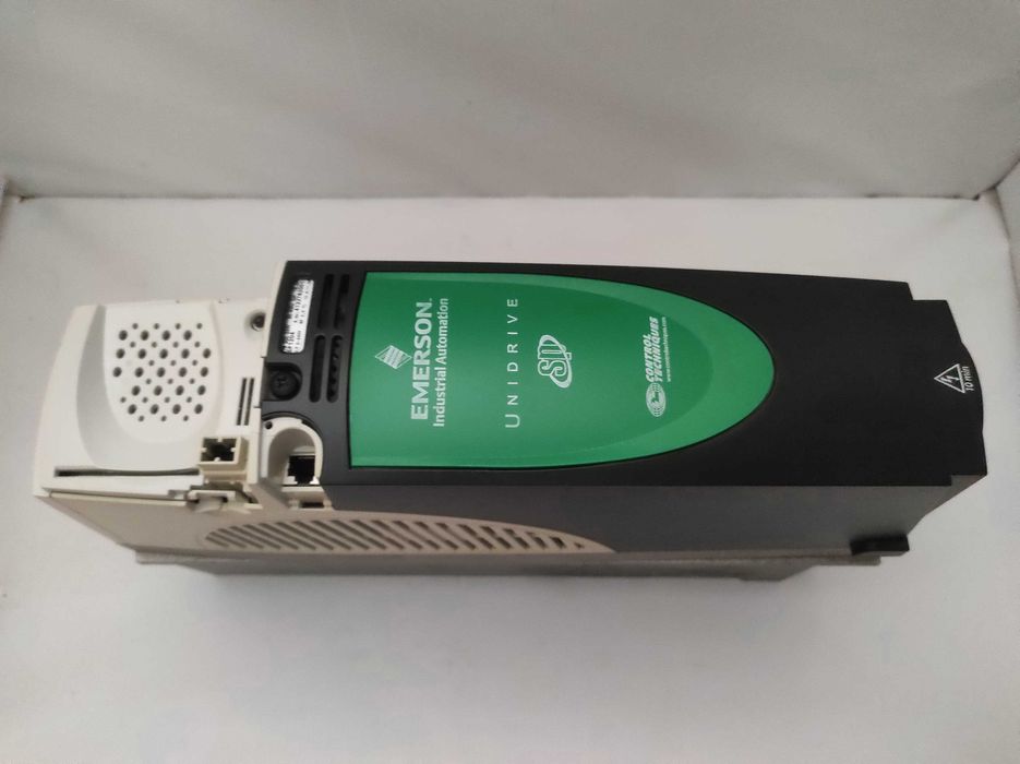 Частотні перетворювачі Control techniques Emerson UNIDRIVE SP