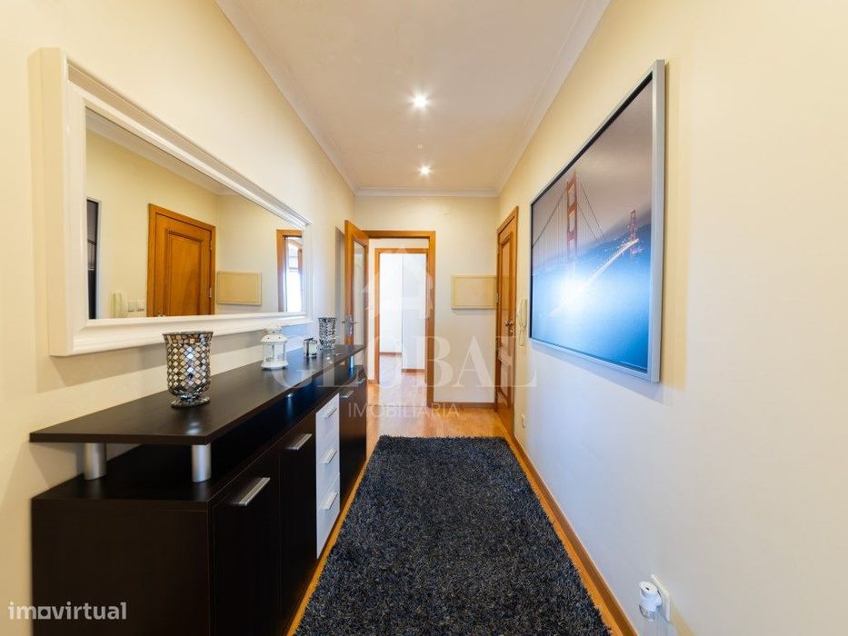 Apartamento T3 Paços De Brandão