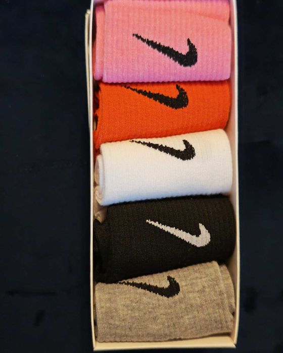 Pięć par skarpet kolorowych