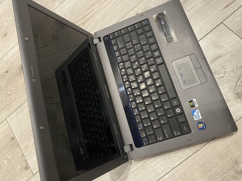 Ноутбук самсунг R430