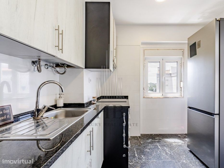 Apartamento T2+1 em Queluz