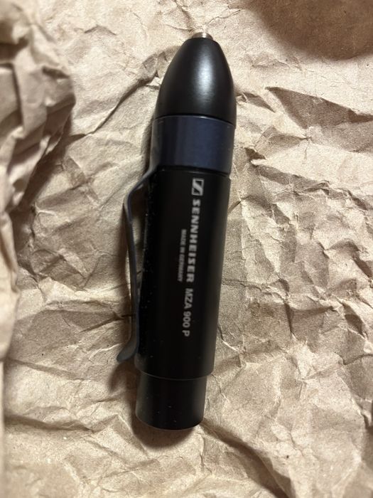 Адаптор Sennheiser MZA 900 P