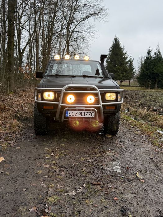 Nissan d21 , king cab , 4x4 , pick up