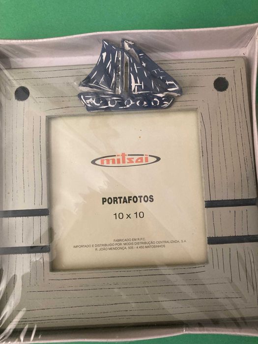 Porta-Fotos Porta Retratos da Mitsai em madeira novo