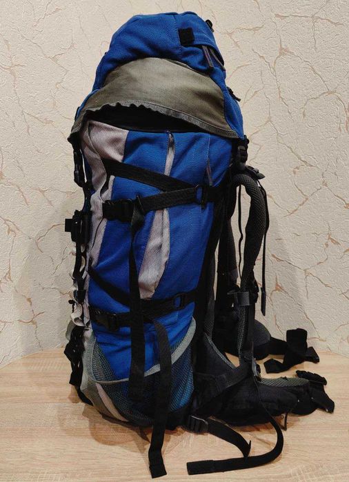 Великий туристичний рюкзак Terra Incognita Trial 55 літрів