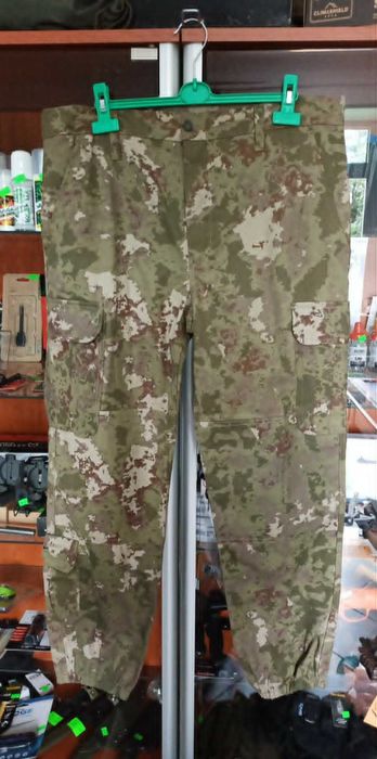 Spodnie Wojskowe Armia Turcja M2021 r.L pas 98 Nowe