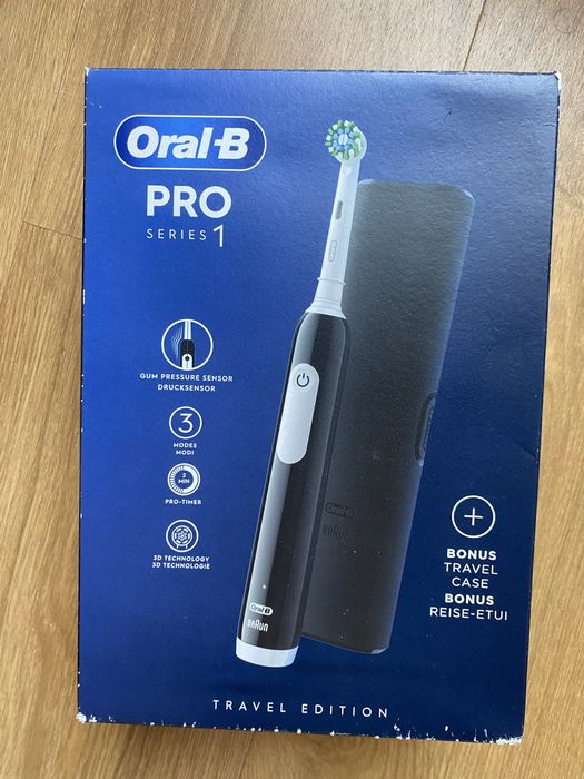 Escova de dentes elétrica Oral-B Pro Series 1