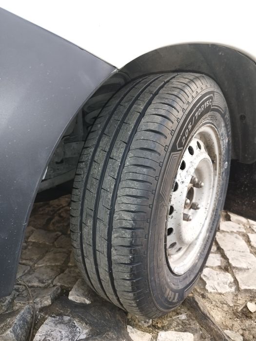 Toyota Hilux de caixa aberta