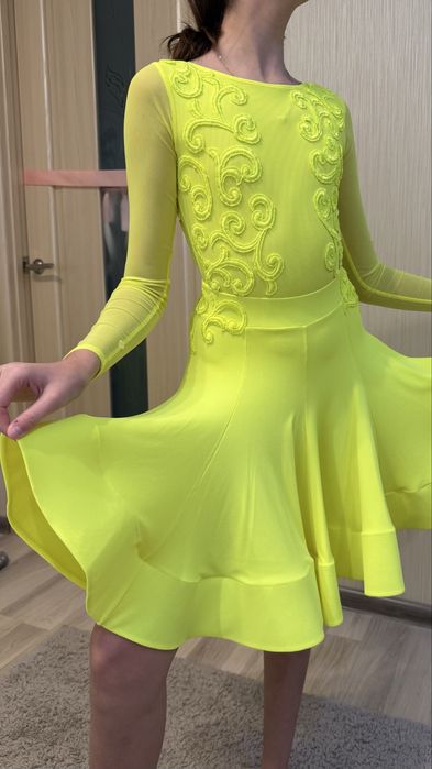 Сукня для бальних танців бейсік