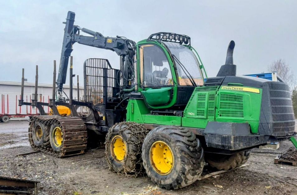 Forwarder leśny ciągnik leśny maszyna John Deere 1110G Finansowanie 1%