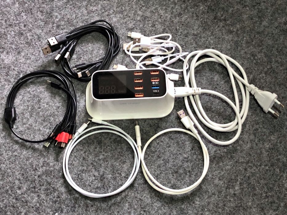 Зарядка на 8 портів 68W USB Type C QC Lightning Адаптер живлення блок