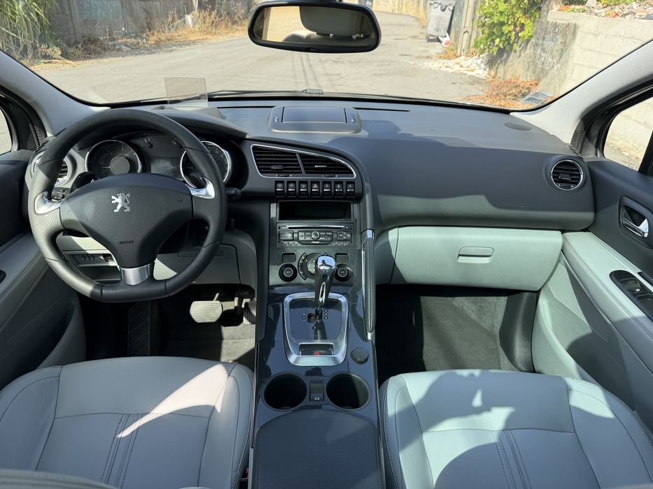 Peugeot 3008 Allure FULL  EXTRAS