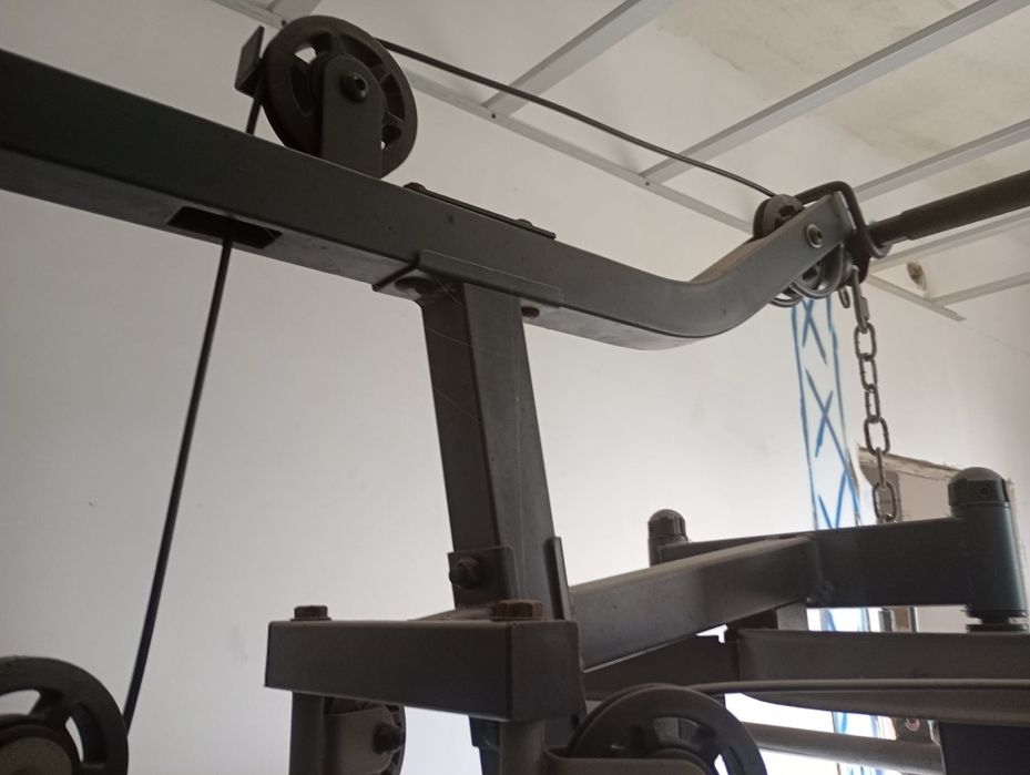 Estação de musculação completa e funcional