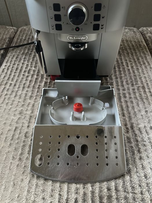 Кофемашина Delonghi Magnifica S