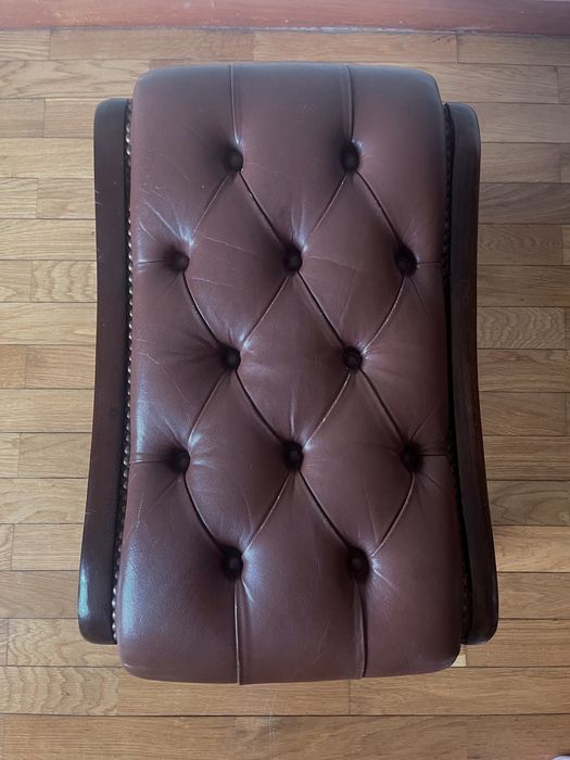 Cadeira de Baloiço Vintage em Pele Castanha com Banco de Apoio