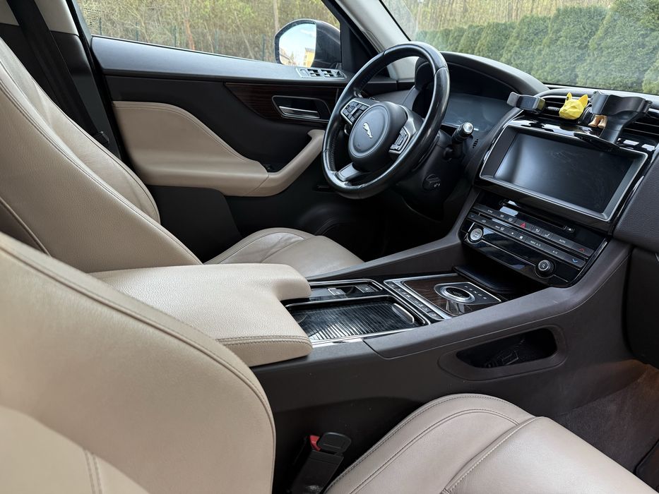 Jaguar f-pace 2016 2.0 d 2л. дизель ягуар європа