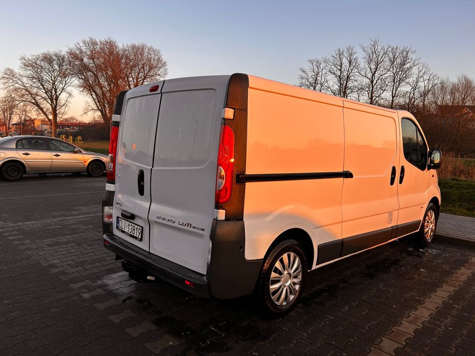 Opel Vivaro 2,0 Long Super Stan!!!