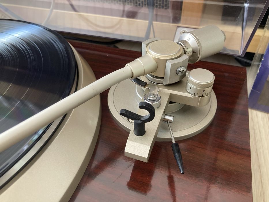 Denon dp 55M gramofon