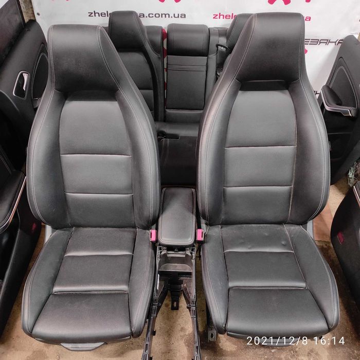 W117 Mercedes CLA 13-19 салон сиденья электро выдвижной подколенник