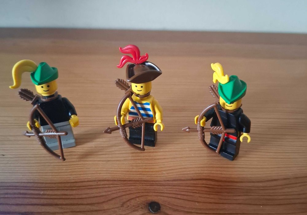 Lego - Bonecos Figuras / Arqueiros Lego Castle série Castle Forestmen