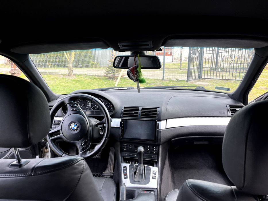 samochód osobowy bmw