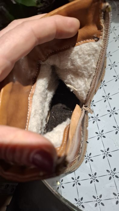 Ciepłe botki naturalna skóra, kauczuk na chore nogi r.37