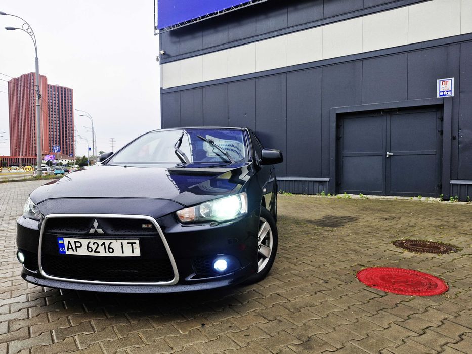 Митсубиши Лансер Х