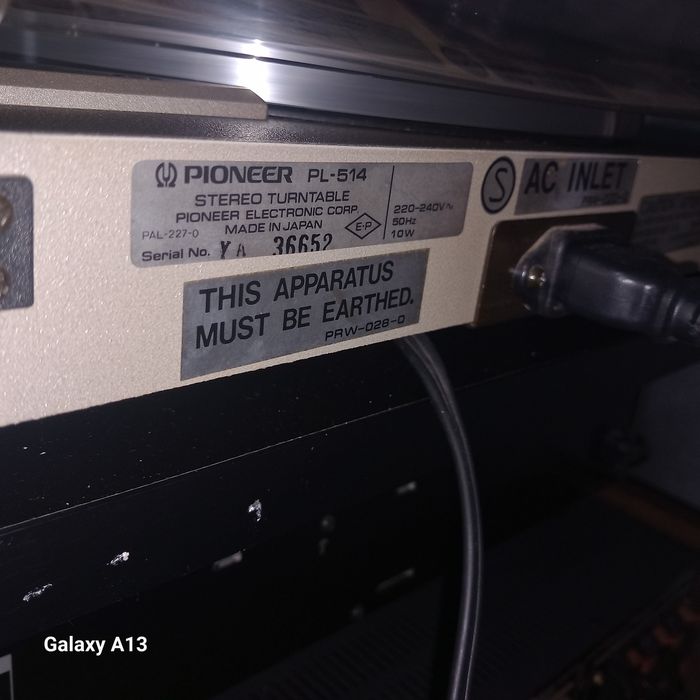 Gira-discos pioneer PL 514