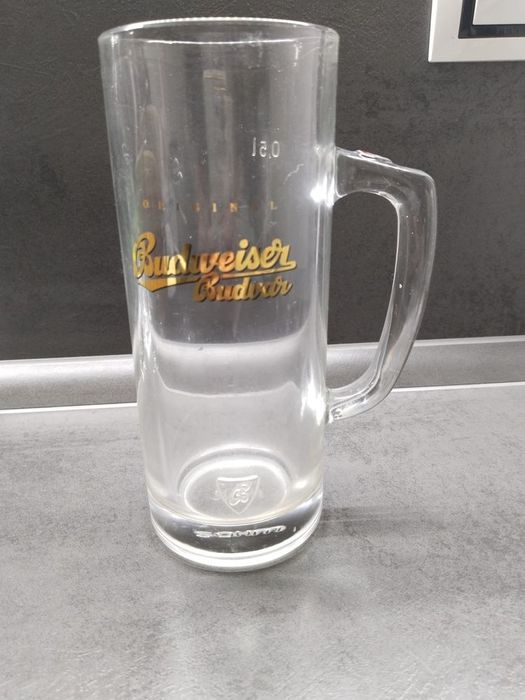 Бокали/келихи під пиво