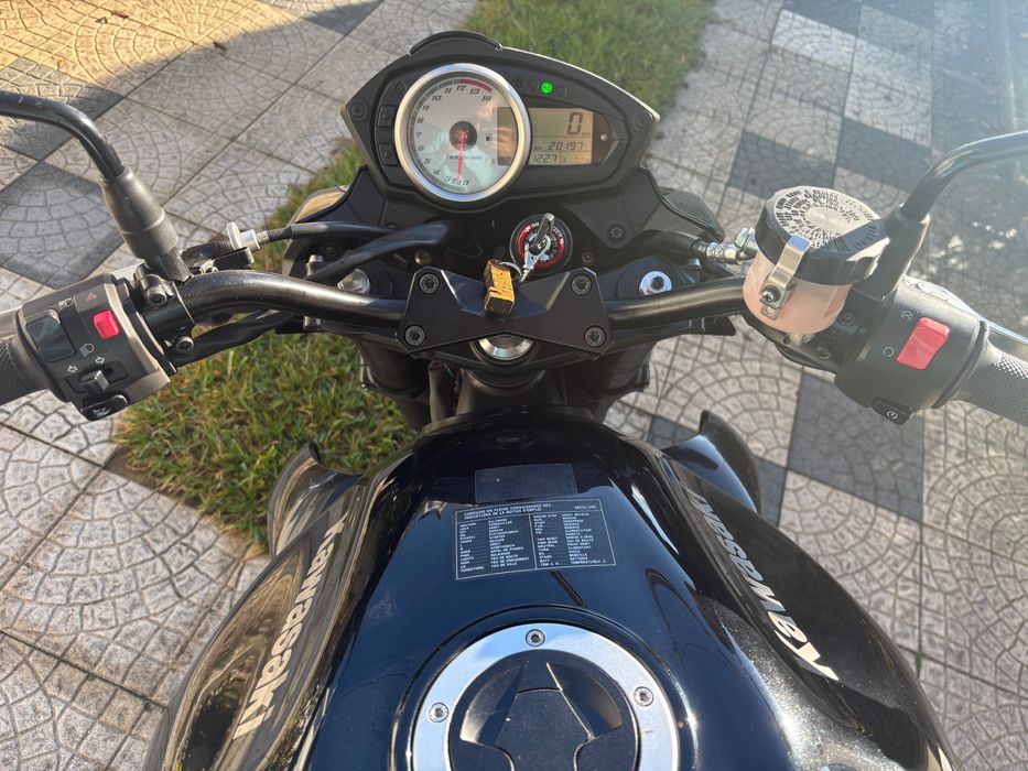 Kawasaki z750 ano 2009