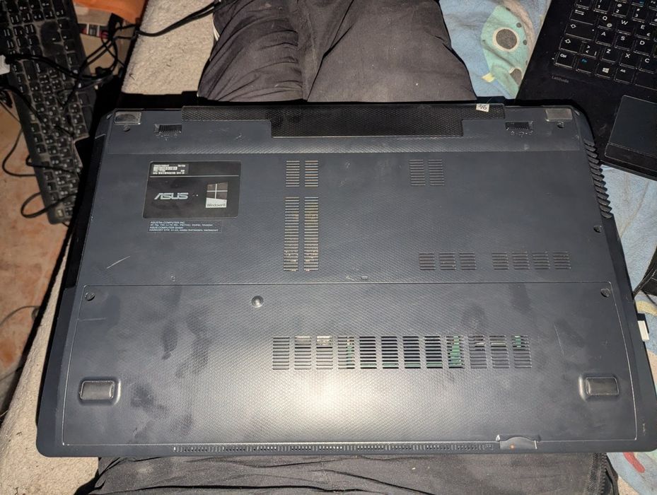 Большой Asus X75A1: 17.3", Pentium 2020M,8gb ddr3, 500 HDD,USA