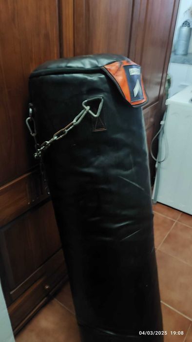 Saco de boxe da outshock