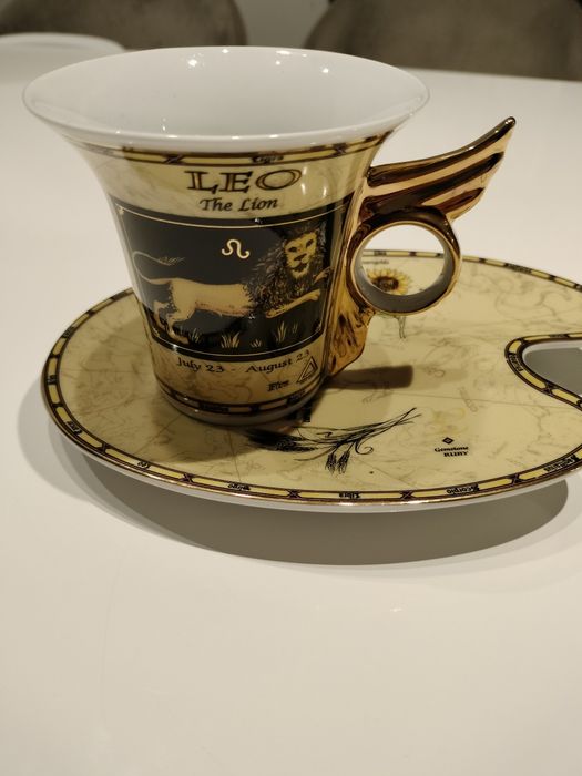 Caneca decorativa signo Leao