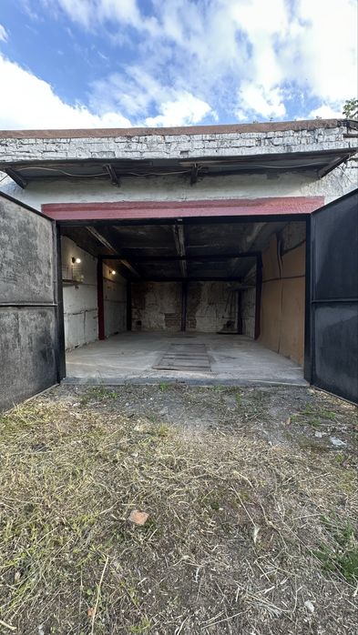 РОЗСТРОЧКА. ГК 14, Кірово, криша зроблена, світло, підівал, яма