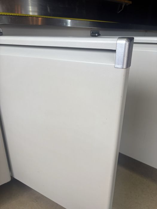 FRIGORÍFICO INDUSTRIAL 2,58M – PERFEITO ESTADO