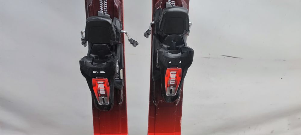 Nr 920 Narty zjazdowe Volkl Deacon Lowride 167 cm Gripwalk / Rocker